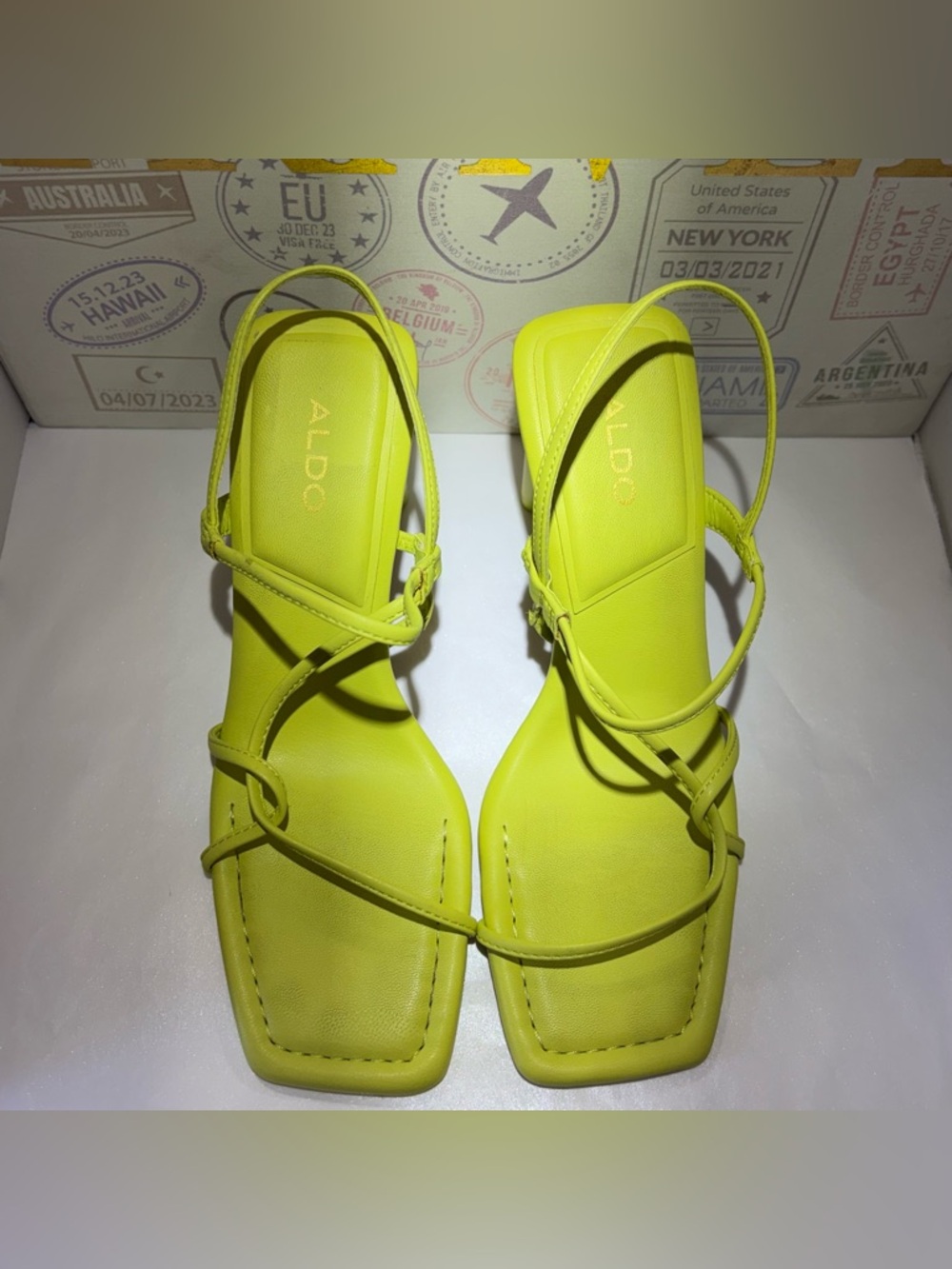 Aldo Chartreuse Strappy Block Heel Sandals - Picture 3 of 6
